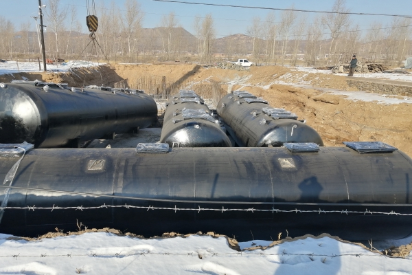 一體化污水處理設備電壓出現不穩定情況該怎么辦？